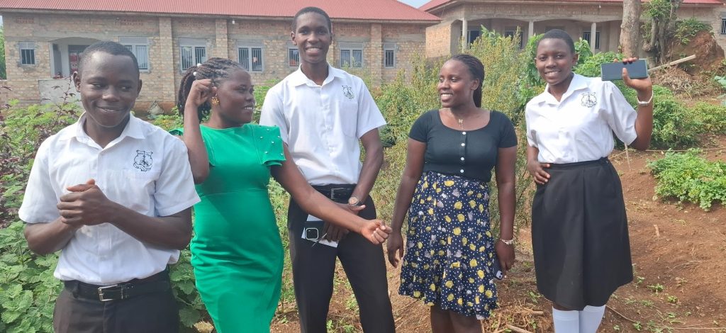 kojja ss students